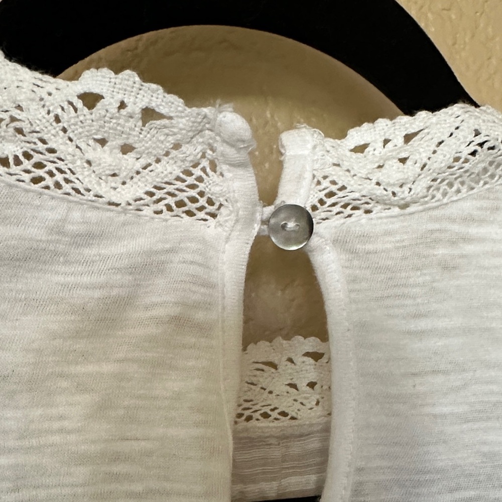 Lucky Brand Ivory Lace Detail Blouse - Picture 6 of 9